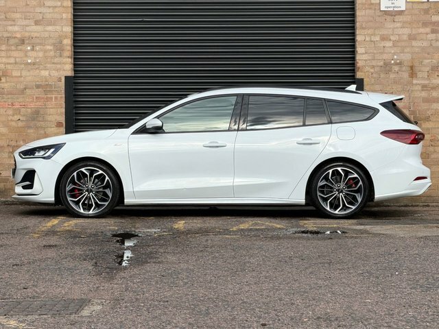 Ford Focus Hatchback Grey #11