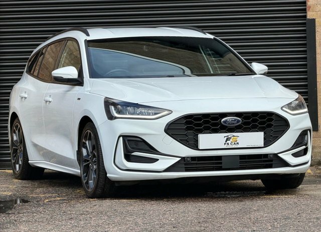 Ford Focus Hatchback Grey #5