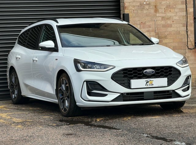 Ford Focus Hatchback Grey #7