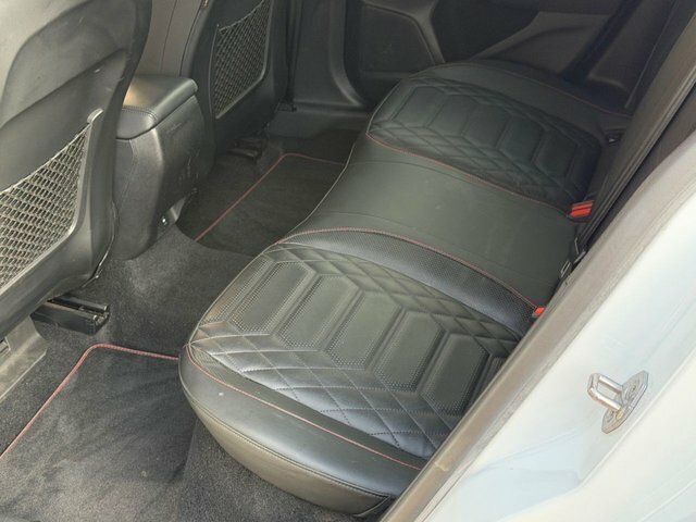 Ford Focus Hatchback Grey #23