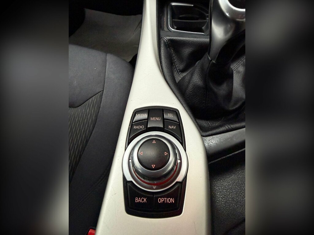 BMW 1 Series Efficientdynamics Silver #30