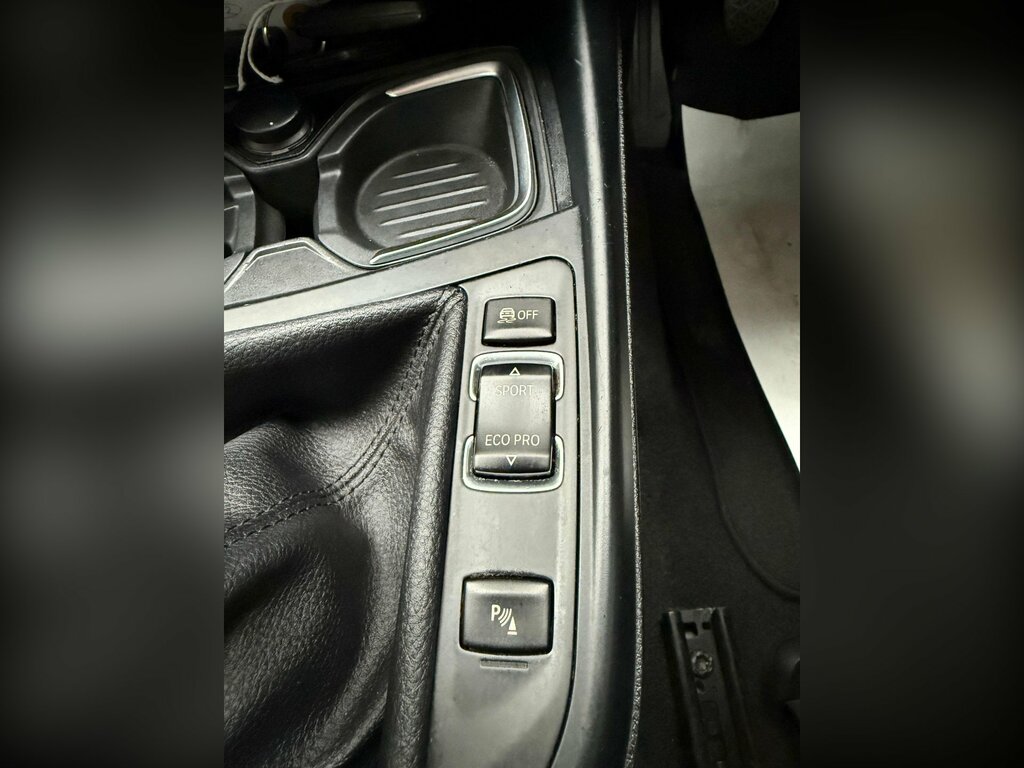 BMW 1 Series Efficientdynamics Silver #31
