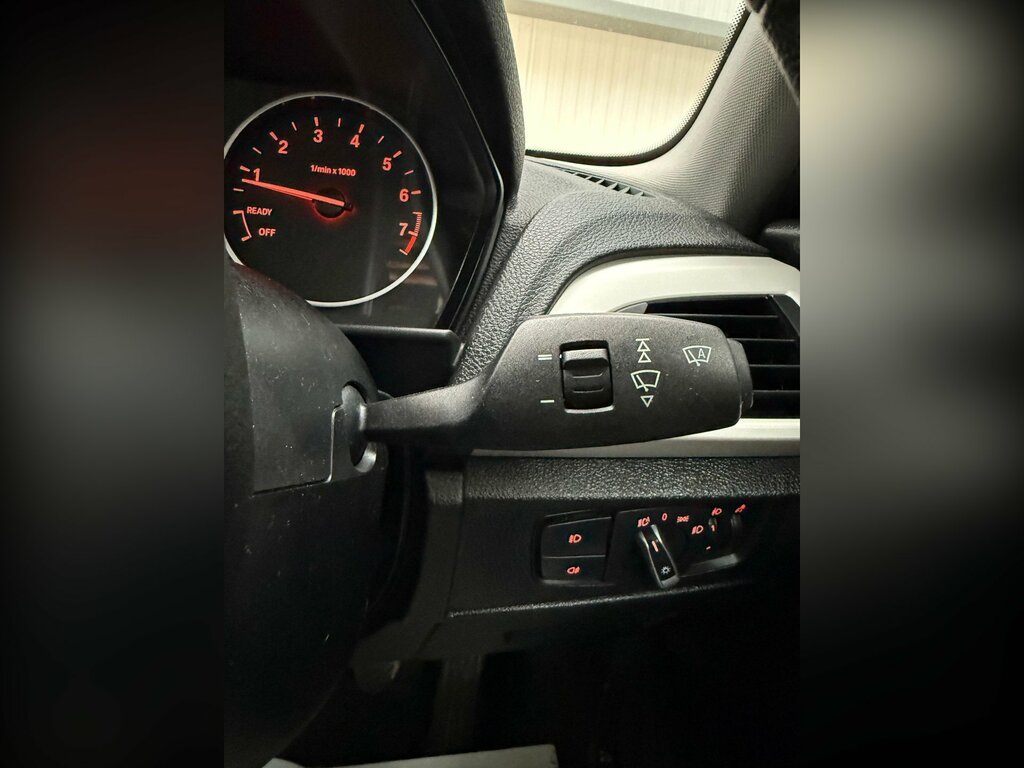 BMW 1 Series Efficientdynamics Silver #41