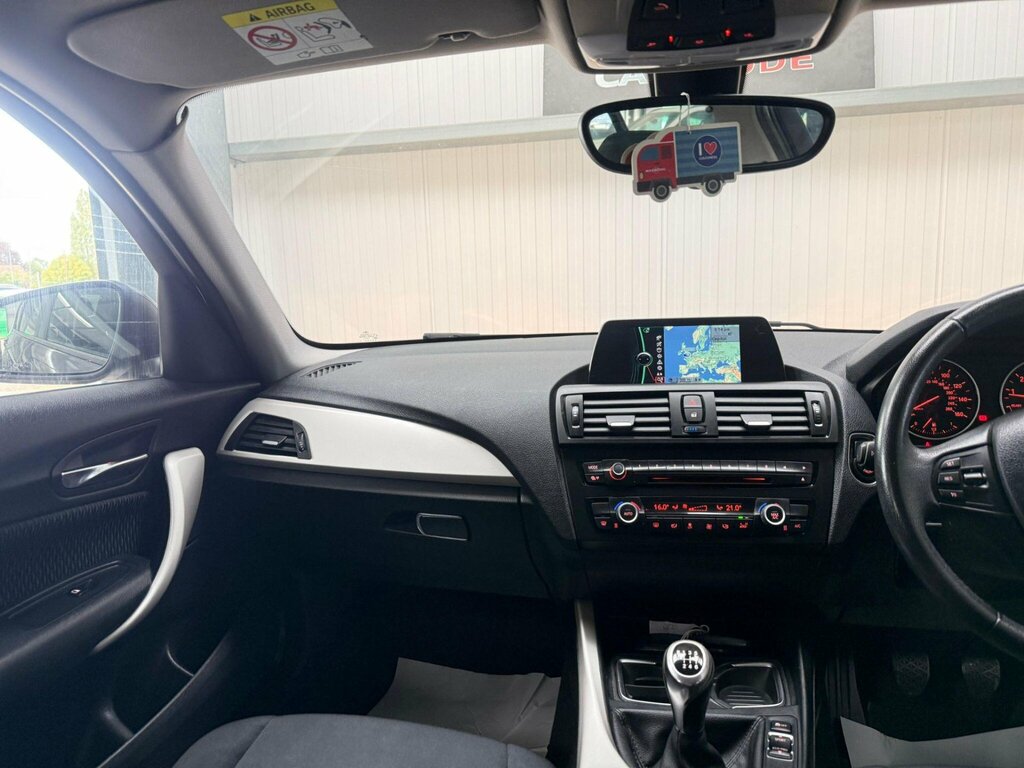 BMW 1 Series Efficientdynamics Silver #23