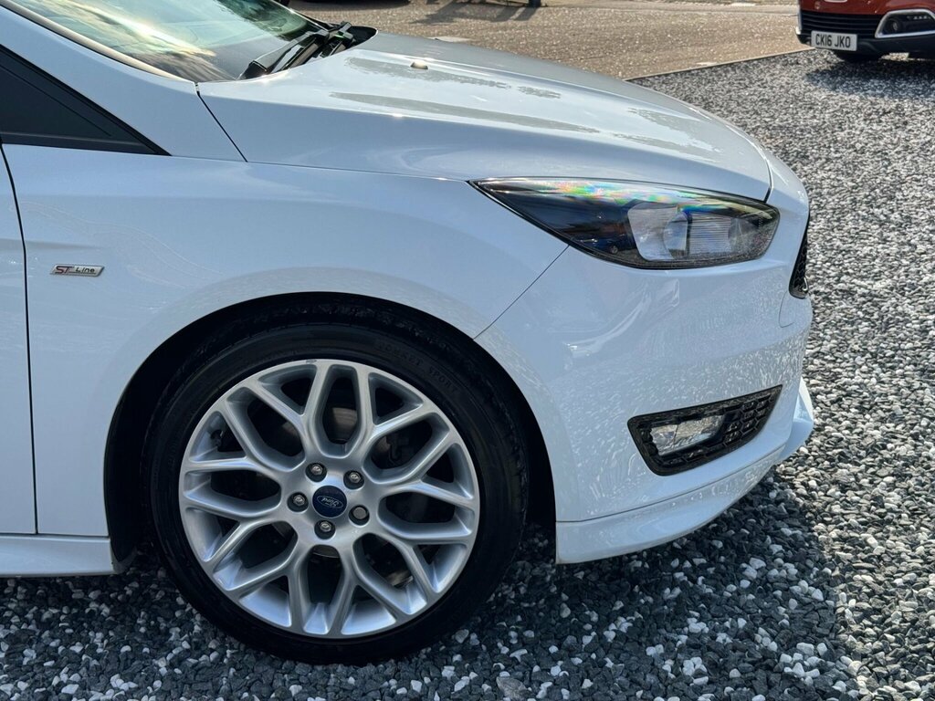 Ford Focus 1.0T Ecoboost St-line Euro 6 Ss White #5