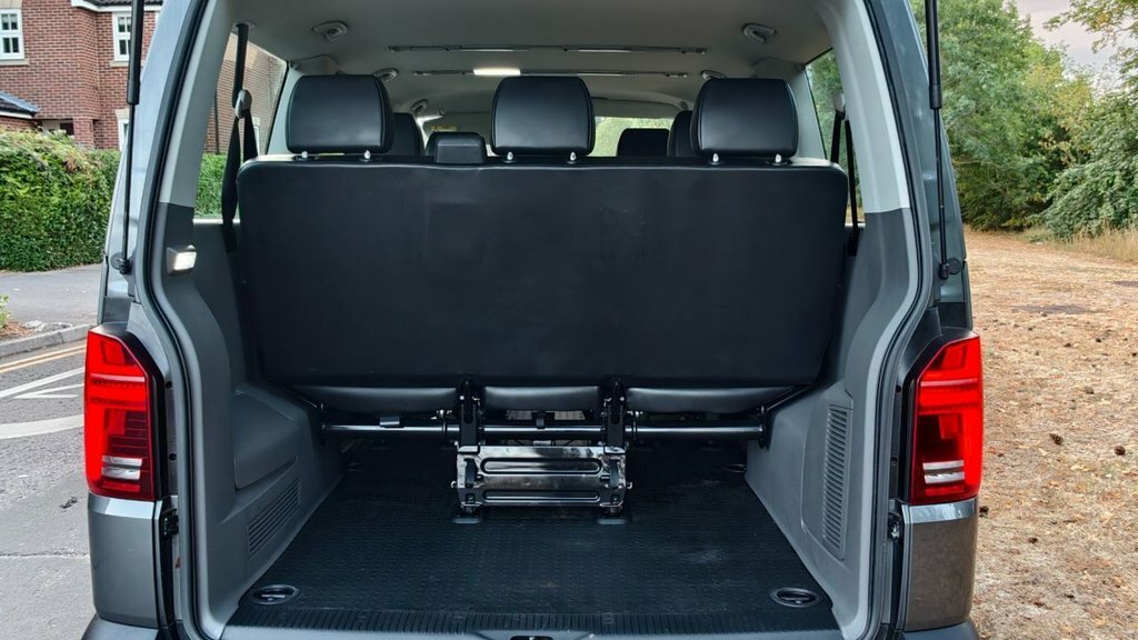 Volkswagen Transporter Shuttle 2L S GJ21XTG Grey #6