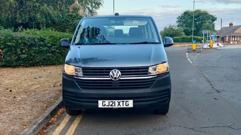 Volkswagen Transporter Shuttle 2L S GJ21XTG Grey #2