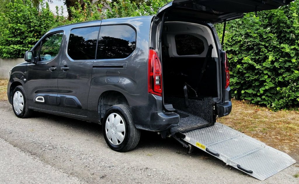 Citroen Berlingo 1.2L Feel Grey