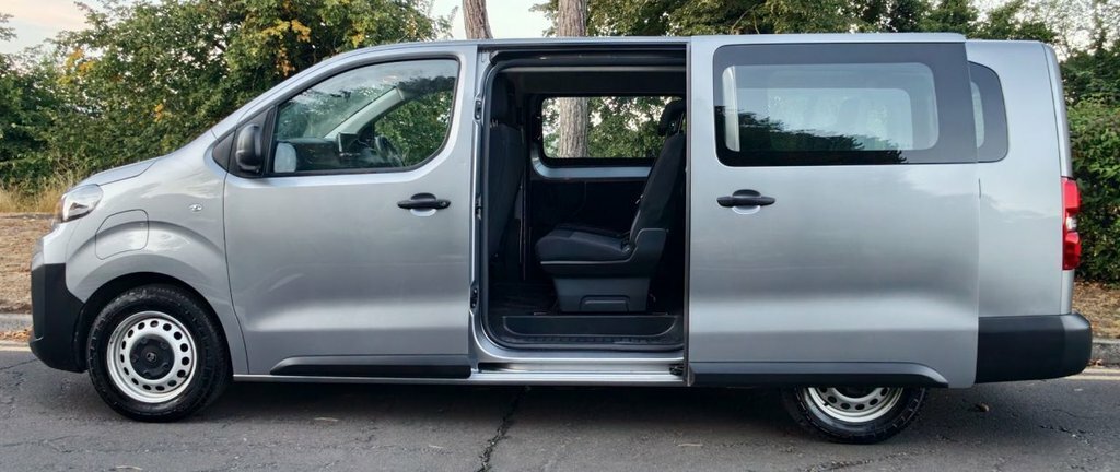 Citroen e-SpaceTourer Mpv Black #10