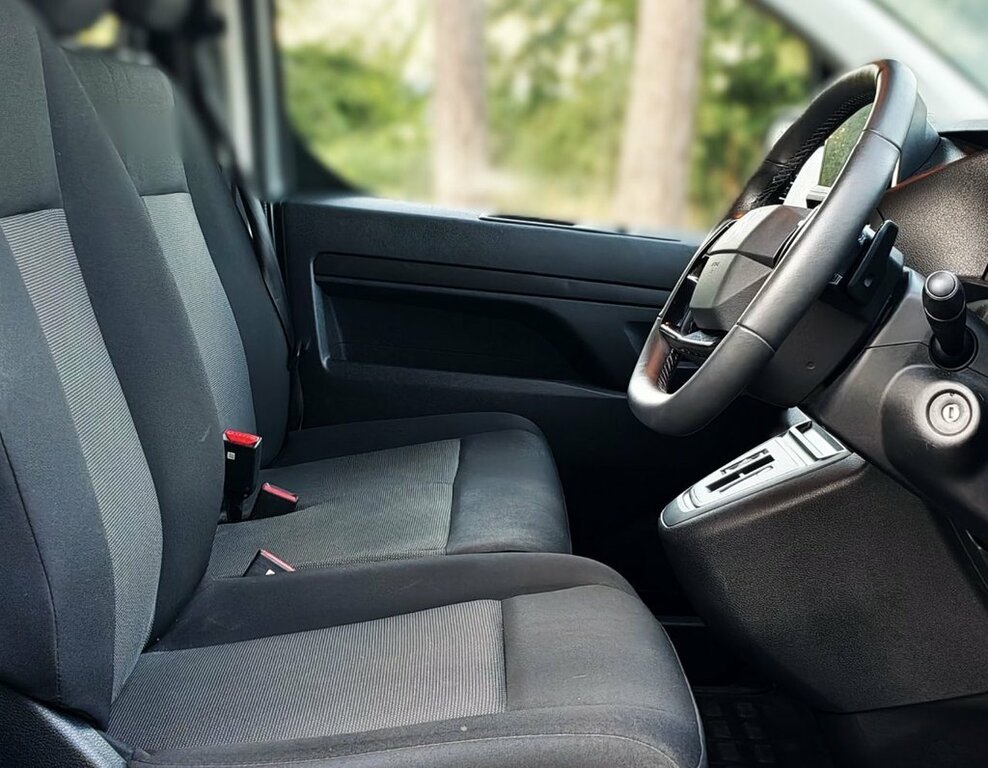 Citroen e-SpaceTourer Mpv Black #2
