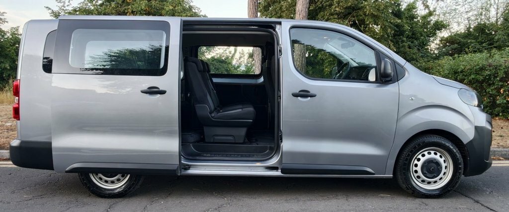 Citroen e-SpaceTourer Mpv Black #6