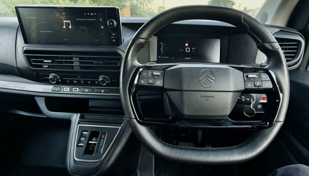 Citroen e-SpaceTourer Mpv Black #25