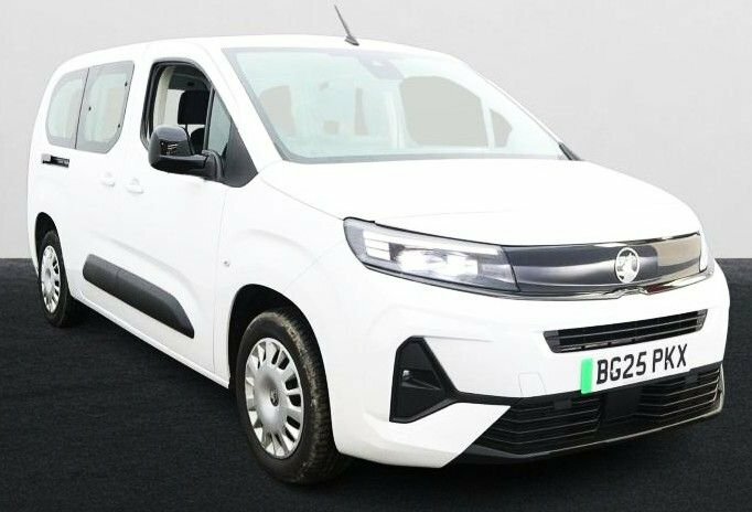 Vauxhall Combo-e Life Mpv White