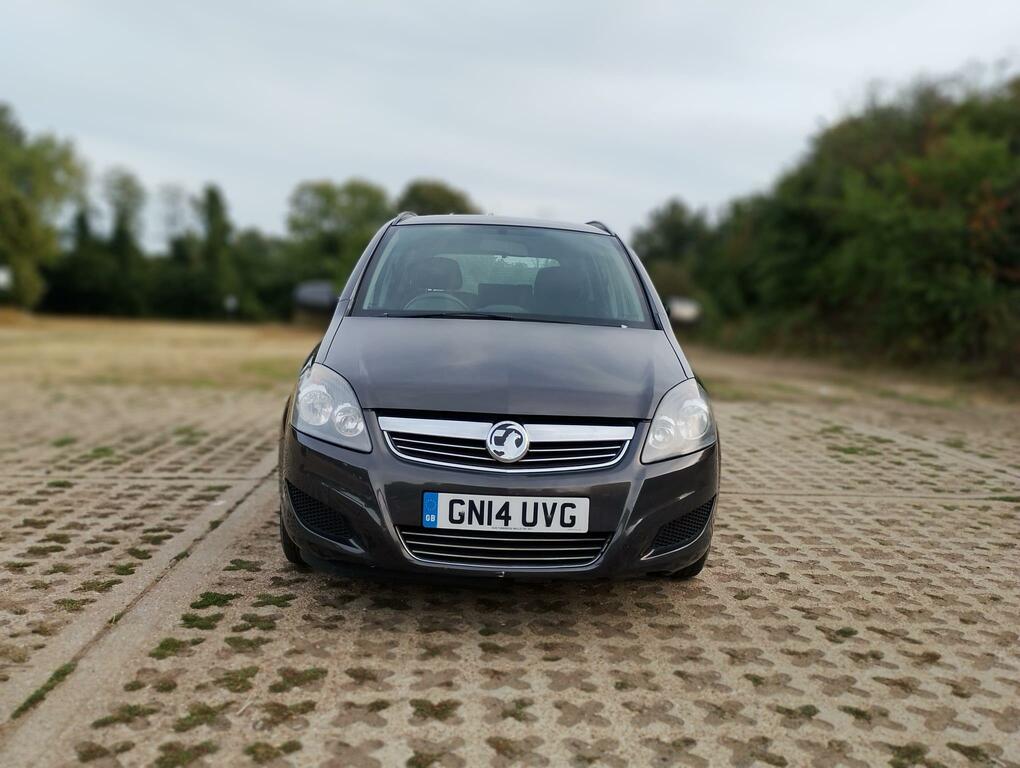 Vauxhall Zafira 1.8 16V Exclusiv Mpv GN14UVG Grey #2