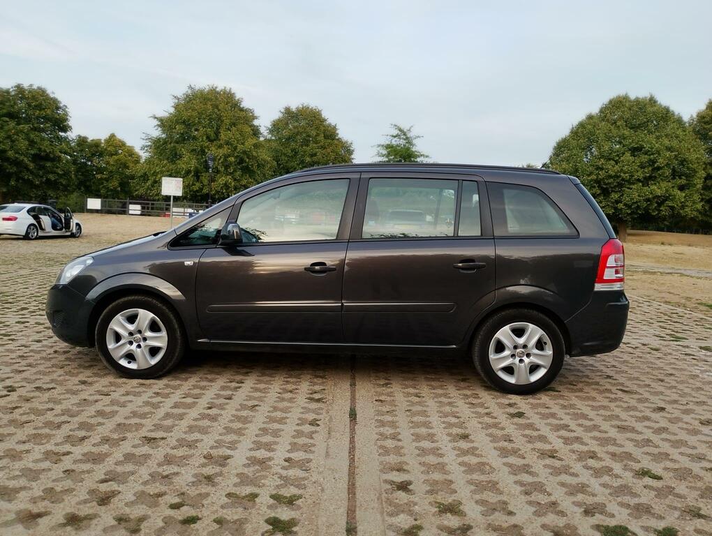 Vauxhall Zafira 1.8 16V Exclusiv Mpv GN14UVG Grey #4