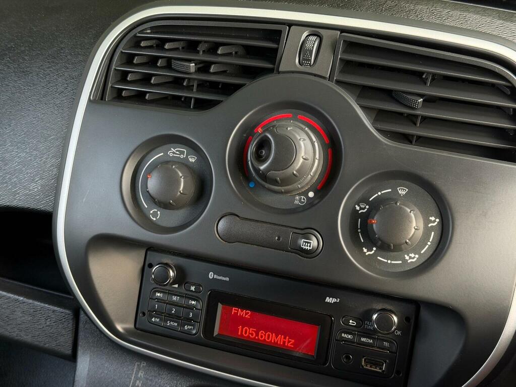 Renault Kangoo Panel Van White #19