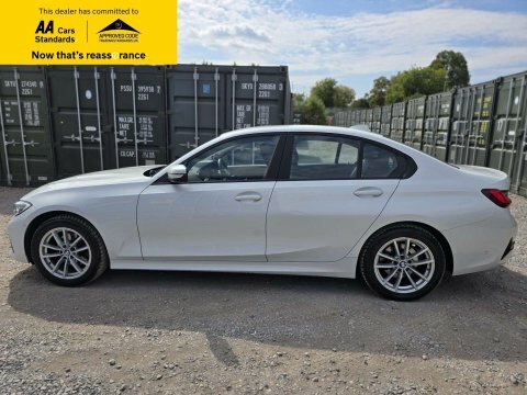 BMW 3 Series 2.0 320D Mht LC71UBN White #4