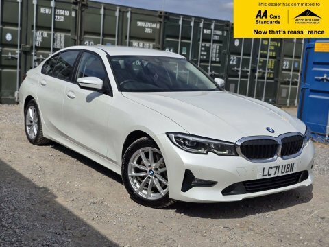 BMW 3 Series 2.0 320D Mht LC71UBN White