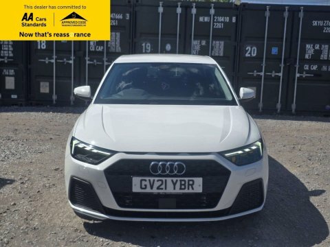 Audi A1 1.0 Tfsi 25 GV21YBR White #2