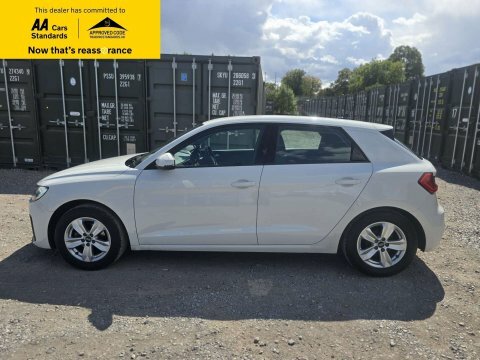 Audi A1 1.0 Tfsi 25 GV21YBR White #4