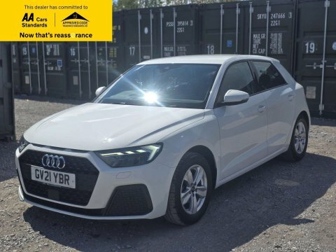 Audi A1 1.0 Tfsi 25 GV21YBR White #3