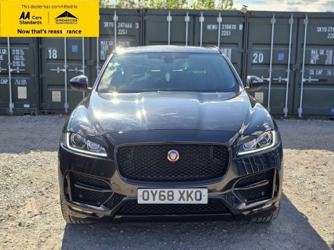 Jaguar F-Pace 2.0 D180 R-sport OY68XKO Black #2
