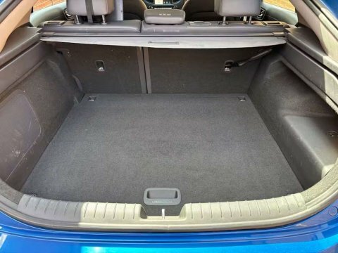 Hyundai Ioniq 1.6 Gdi Hybrid Premium Se Dct White #8