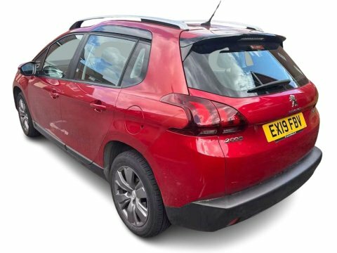 Peugeot 2008 1.2 Puretech Gpf Red #4