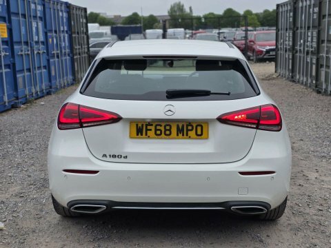 Mercedes-Benz A Class A 200 Amg Line Executive Blue #9