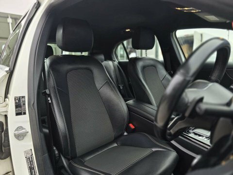 Mercedes-Benz A Class A 200 Amg Line Executive Blue #27