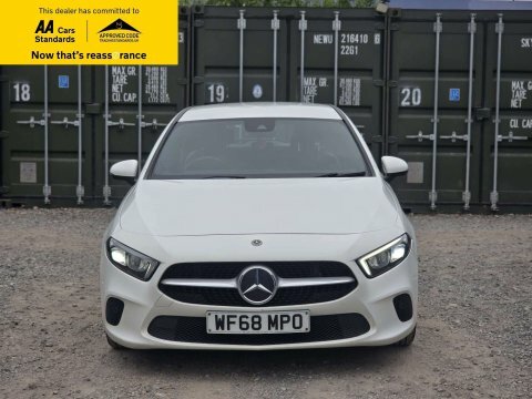 Mercedes-Benz A Class 1.5 A180d Sport White #2