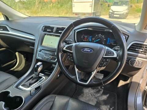 Ford Mondeo Grey #28