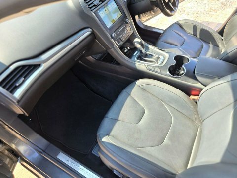 Ford Mondeo Grey #23