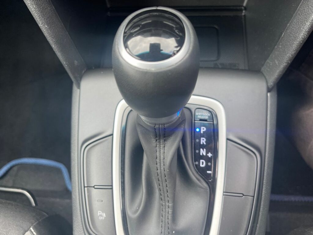Hyundai Kona Kona Premium Ev Red #22