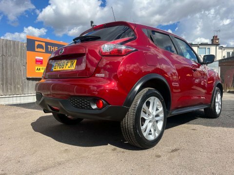 Nissan Juke 1.2 Juke N-connecta EY66FJK Red #6