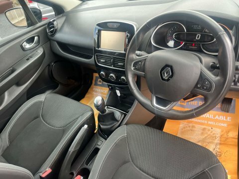 Renault Clio Dynamique Nav White #33