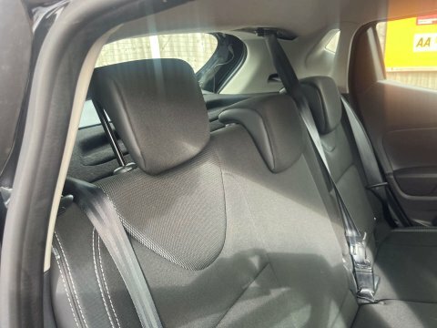 Renault Clio Dynamique Nav White #24