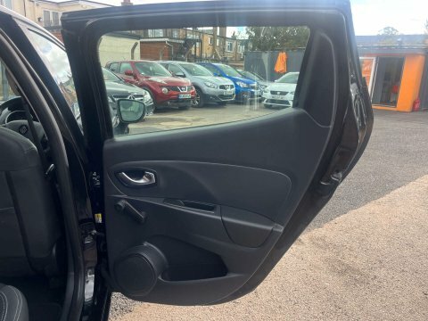 Renault Clio Dynamique Nav White #20