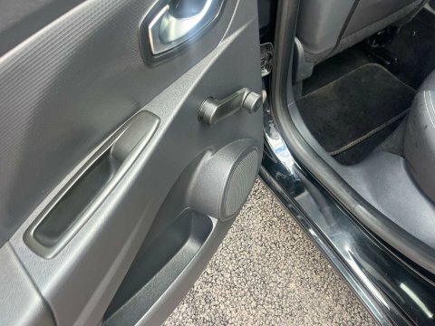 Renault Clio Dynamique Nav White #50