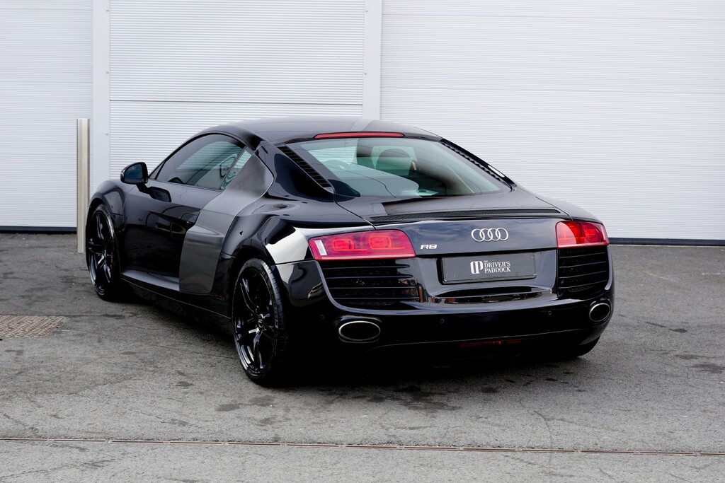 Audi R8 Black #17