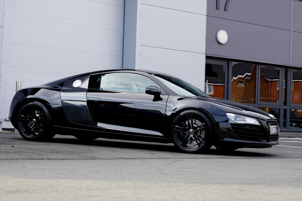 Audi R8 4.2 Fsi V8 Black #5