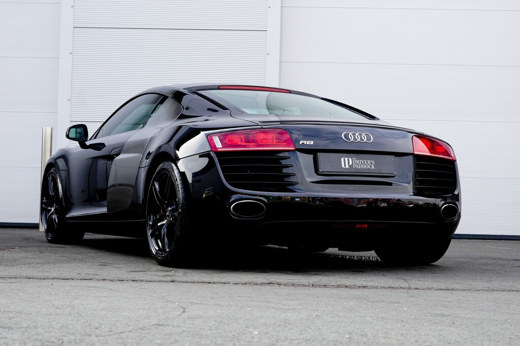 Audi R8 Black #18