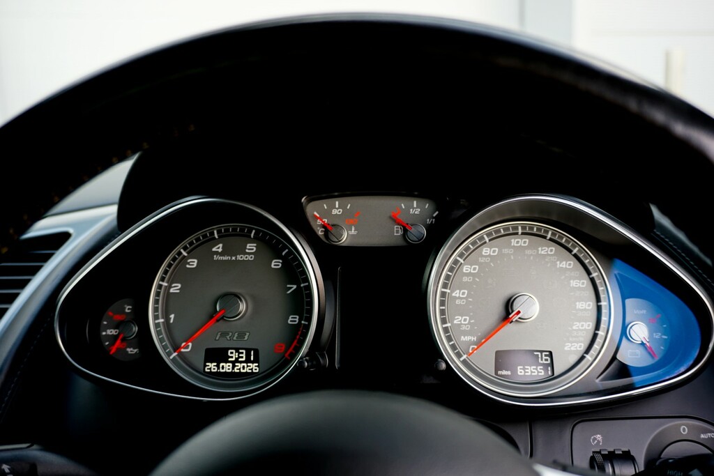Audi R8 Black #34