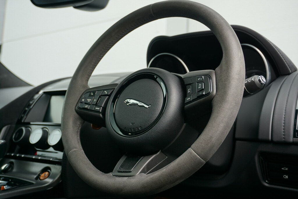 Jaguar F-Type  Black #31