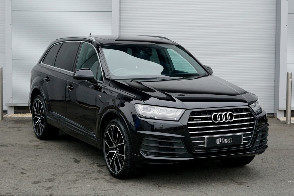 Audi Q7 3.0 Tdi V6 S Line Black #4