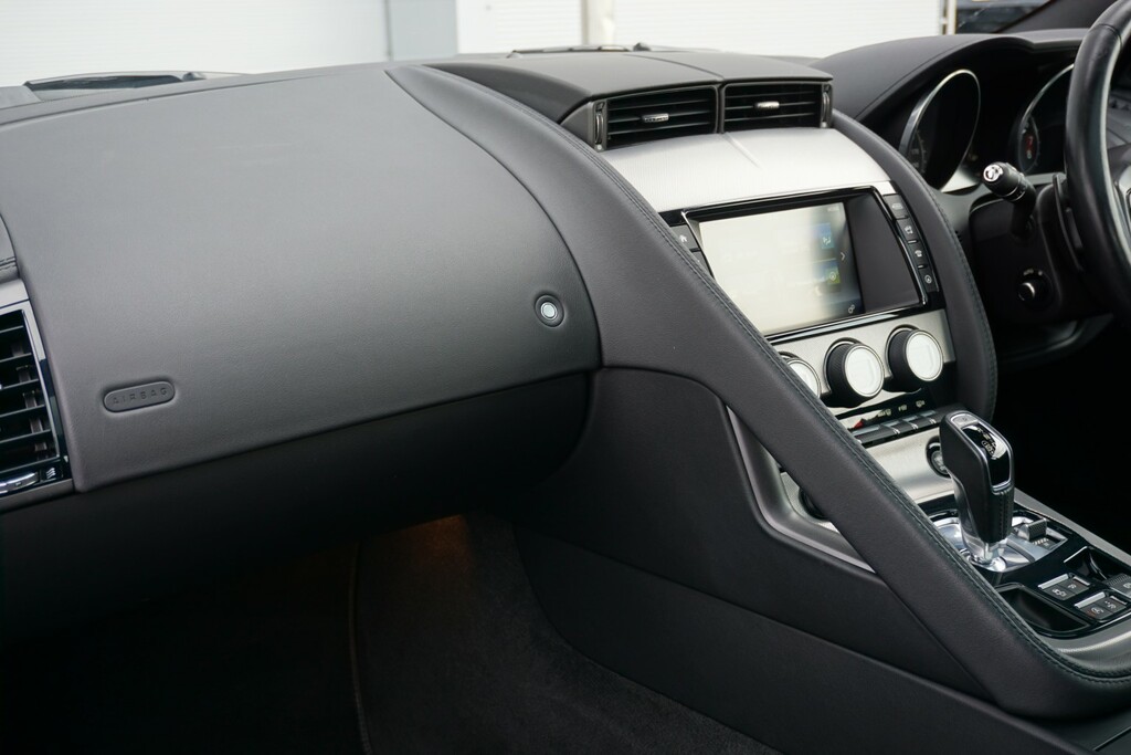 Jaguar F-Type 3L Null White #41