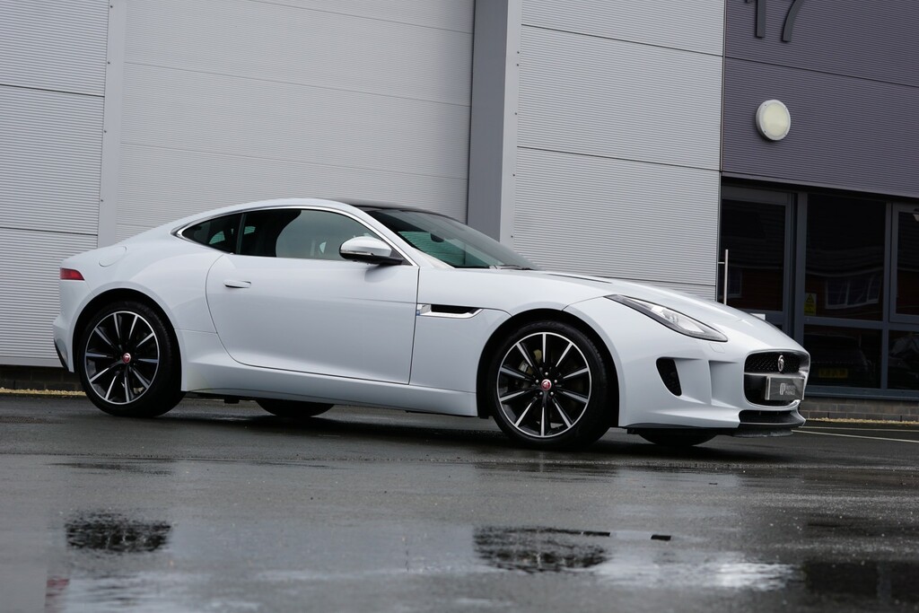 Jaguar F-Type 3.0 V6 White #3