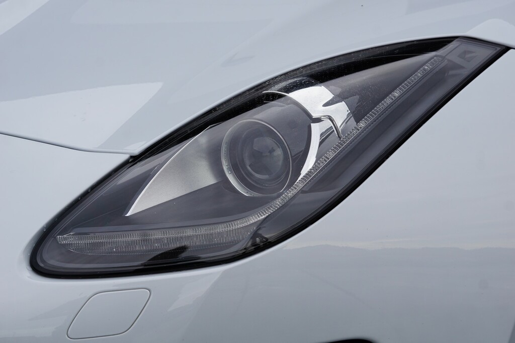 Jaguar F-Type 3L Null White #24