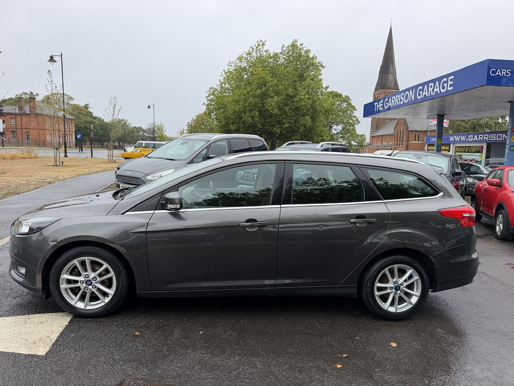 Ford Focus Zetec Tdci Grey #2