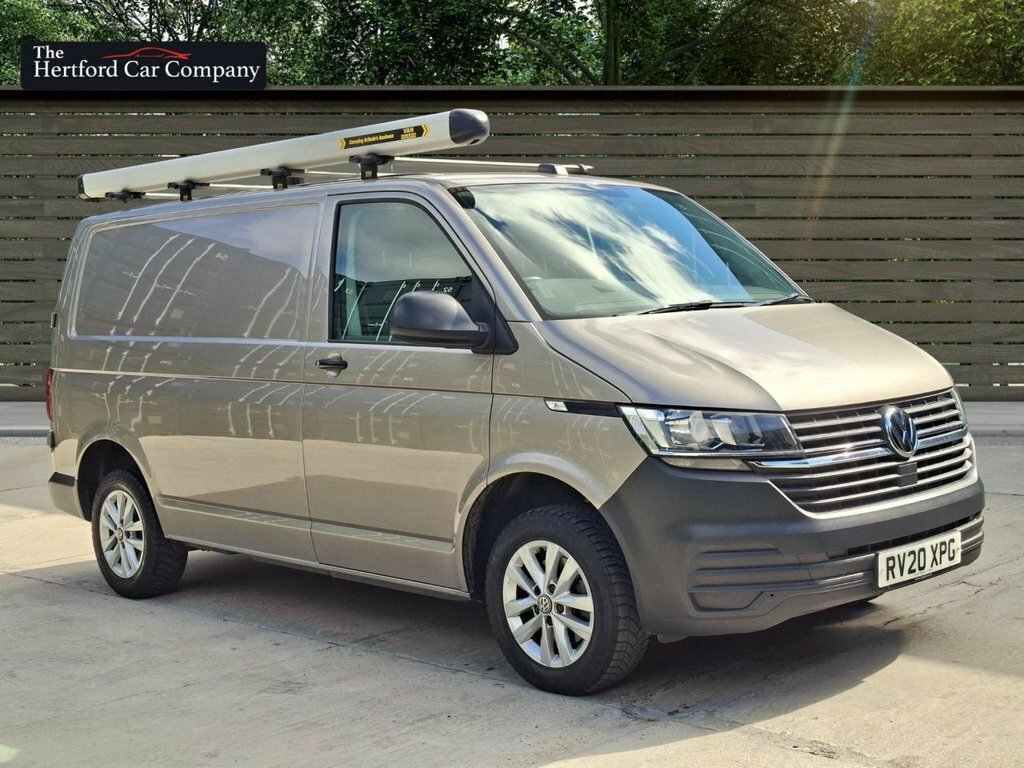 Volkswagen Transporter 2L Startline Beige